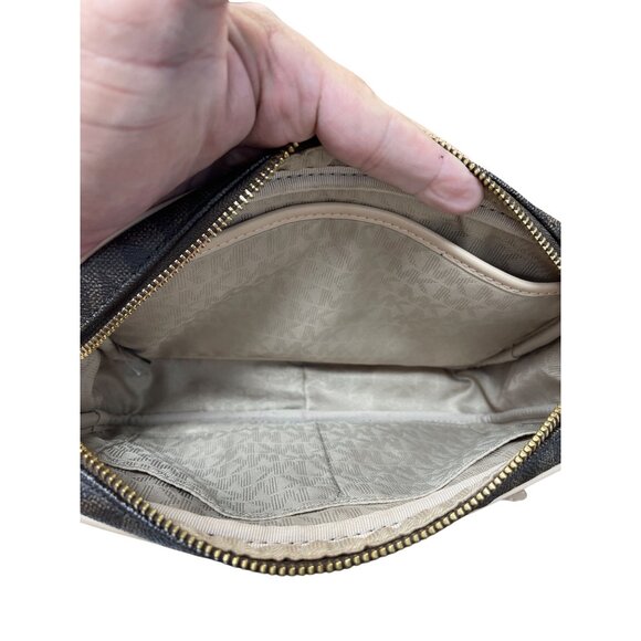 Michael Kors womans brown Jet Set Travel Large Logo Crossbody Bag SKU 9224 - Picture 12 of 15